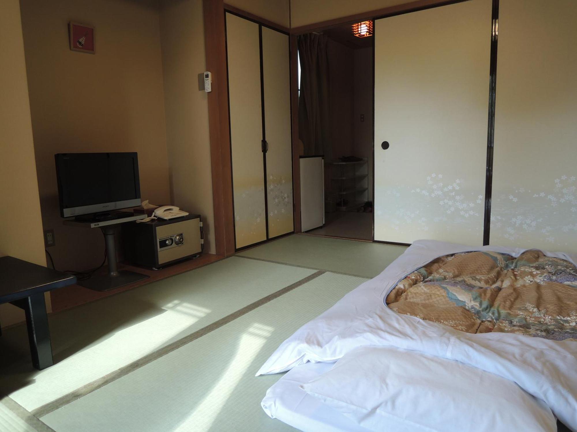 Ryokan Kousen Kazeya Group Nara Room photo
